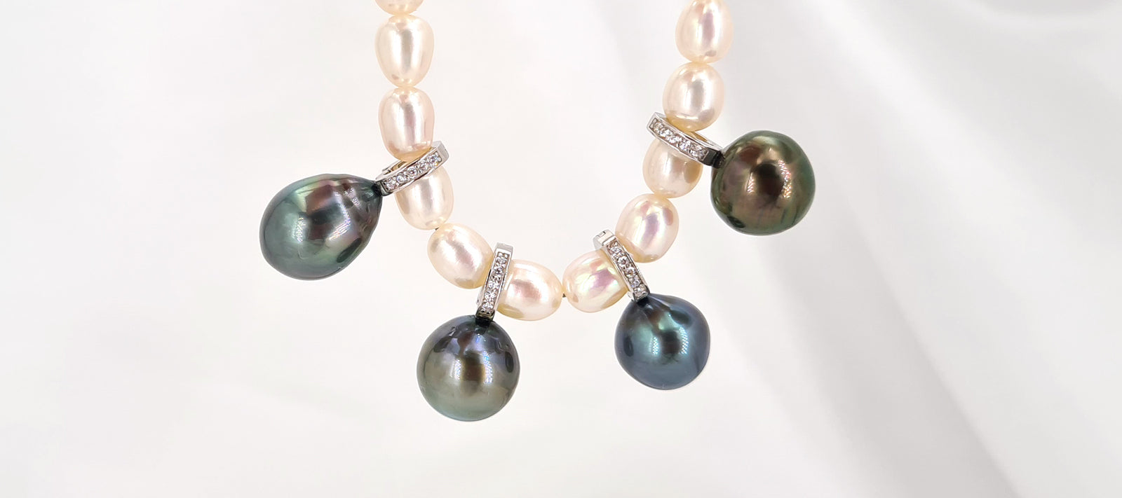 Tantalising Tahitian Pearls: Nature's Oceanic Gems
