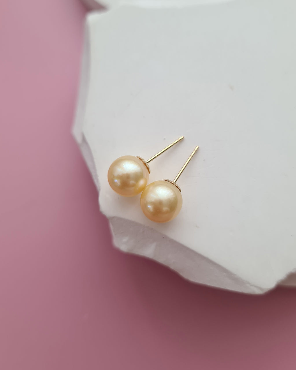 7.95mm Gold Akoya Sea Pearl 18K Gold Stud Earrings - Pearl Jewelry in Singapore