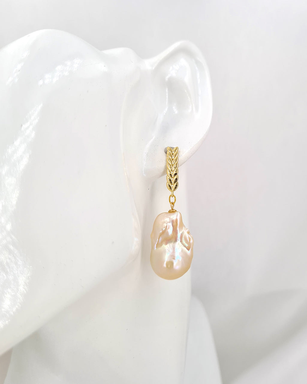 Freshwater Baroque Pearl Earrings - Simple Gold Vine Pearl Jewelry in Singapore