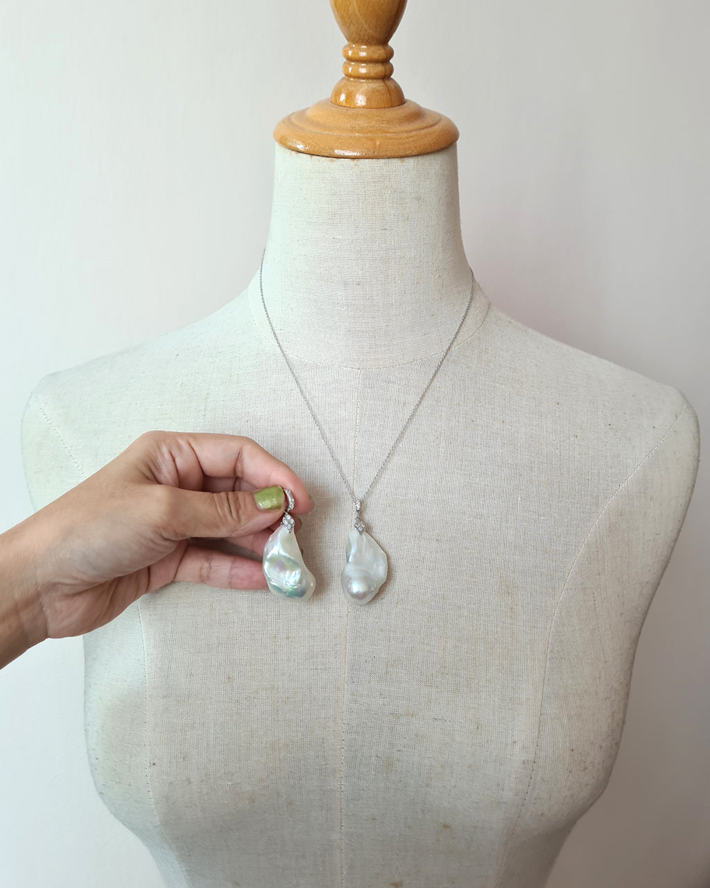 Set of 2 - Large White Baroque Pearl Pendant Necklace - Detachable Clasp Best Friends Jewelry