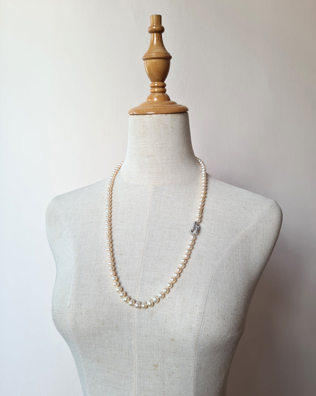 Metallic Pinkish Gold Pearl Long Strand Necklace - 27 inch Classic Knotted Pearl Jewelry