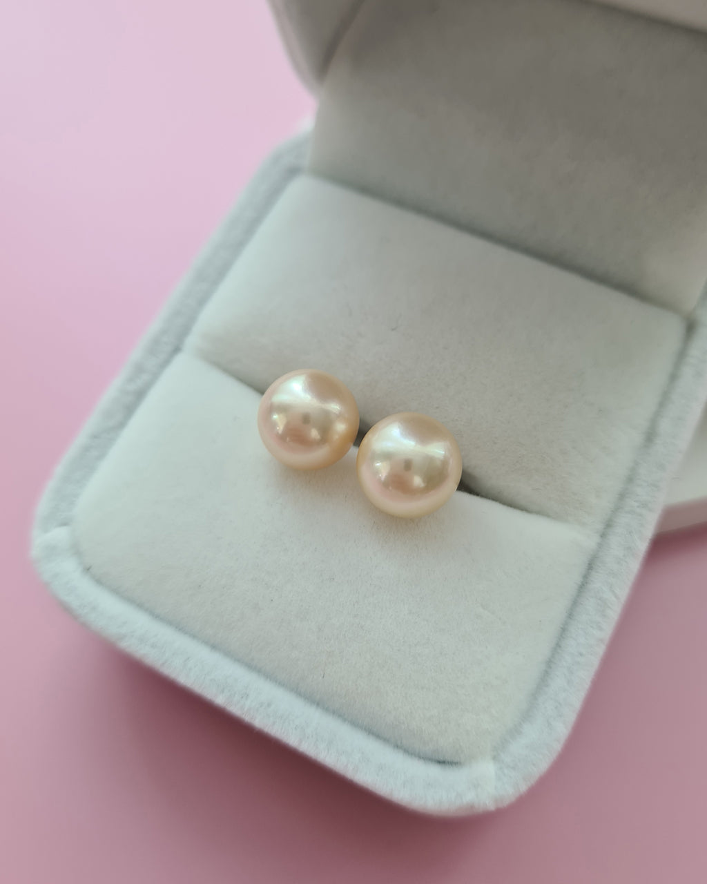 Natural Queen Gold Akoya Sea Pearl 18K Gold Stud Earrings - 8.5mm to 9mm, Pearl Jewelry in Singapore