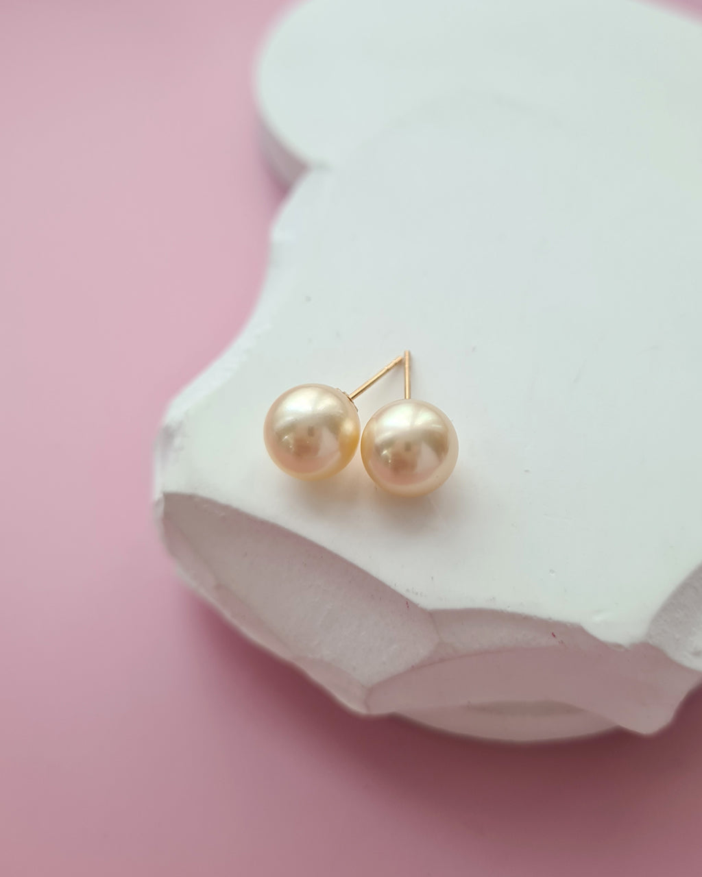Natural Queen Gold Akoya Sea Pearl 18K Gold Stud Earrings - 8.5mm to 9mm, Pearl Jewelry in Singapore