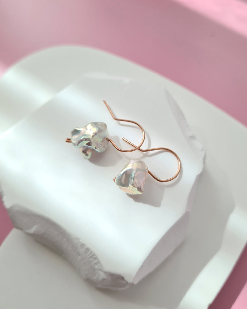 Metallic White Baroque Pearl Earrings - Minimalist in Rose Gold