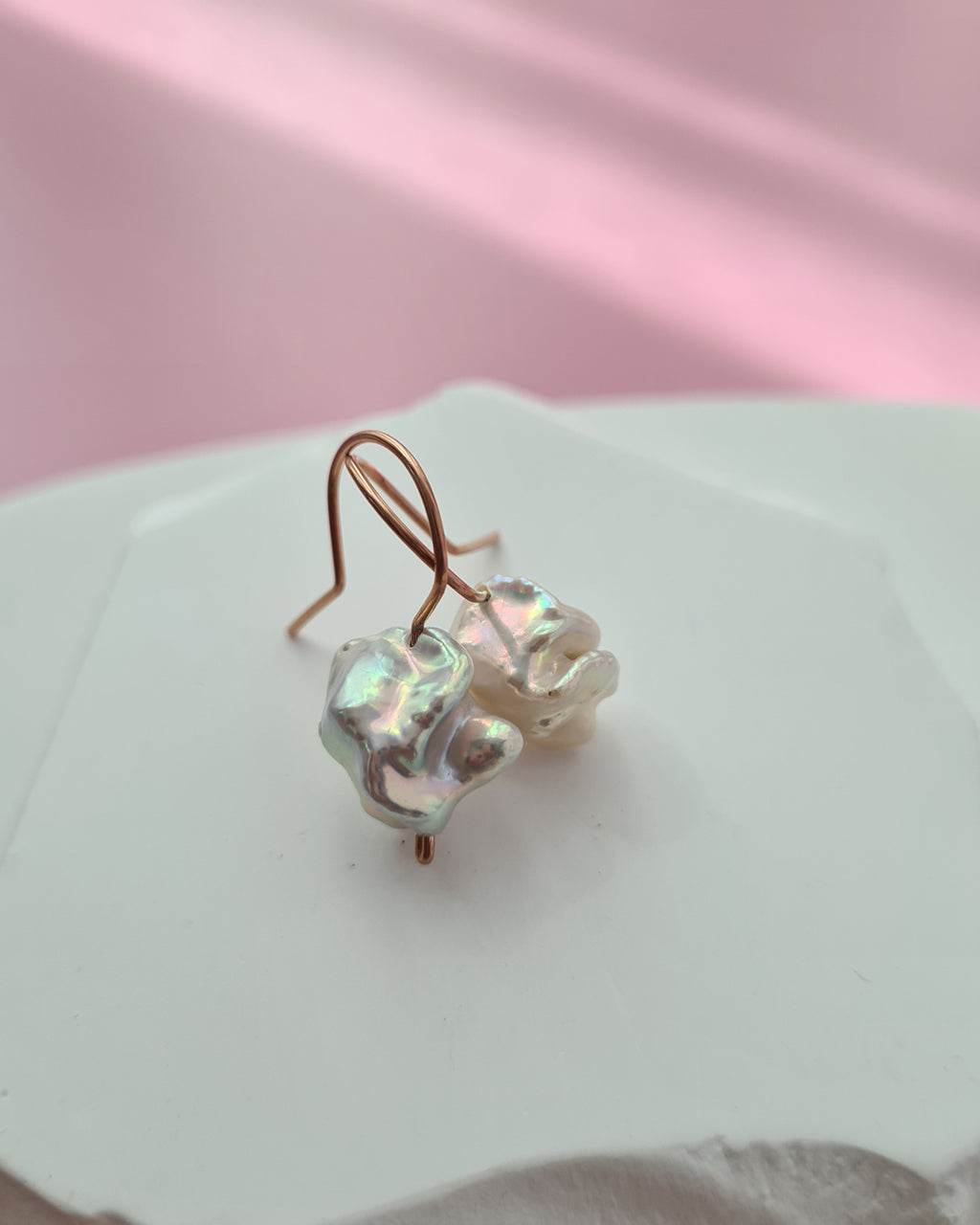 Metallic White Baroque Pearl Earrings - Minimalist in Rose Gold