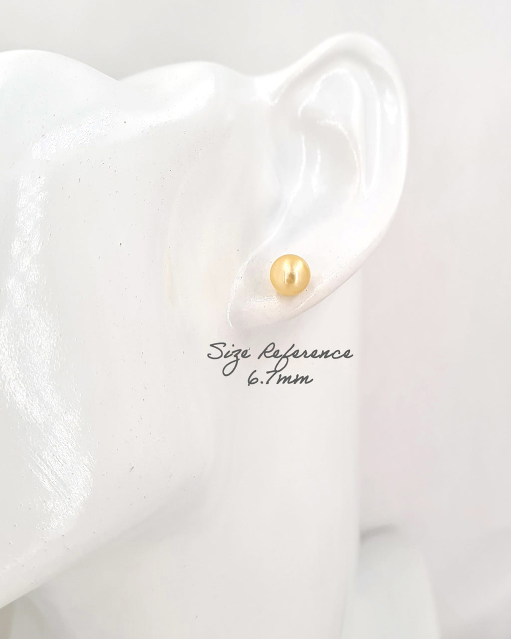 Natural Queen Gold Akoya Sea Pearl 18K Gold Stud Earrings - 6.5mm to 7mm