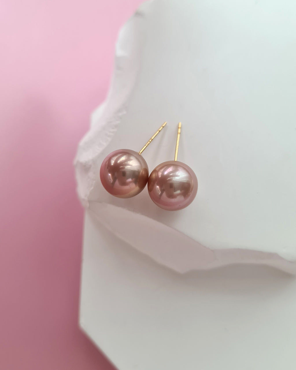 Peach Purple Edison Pearl Stud Earrings - 18K Gold pearl jewelry for everyday luxury