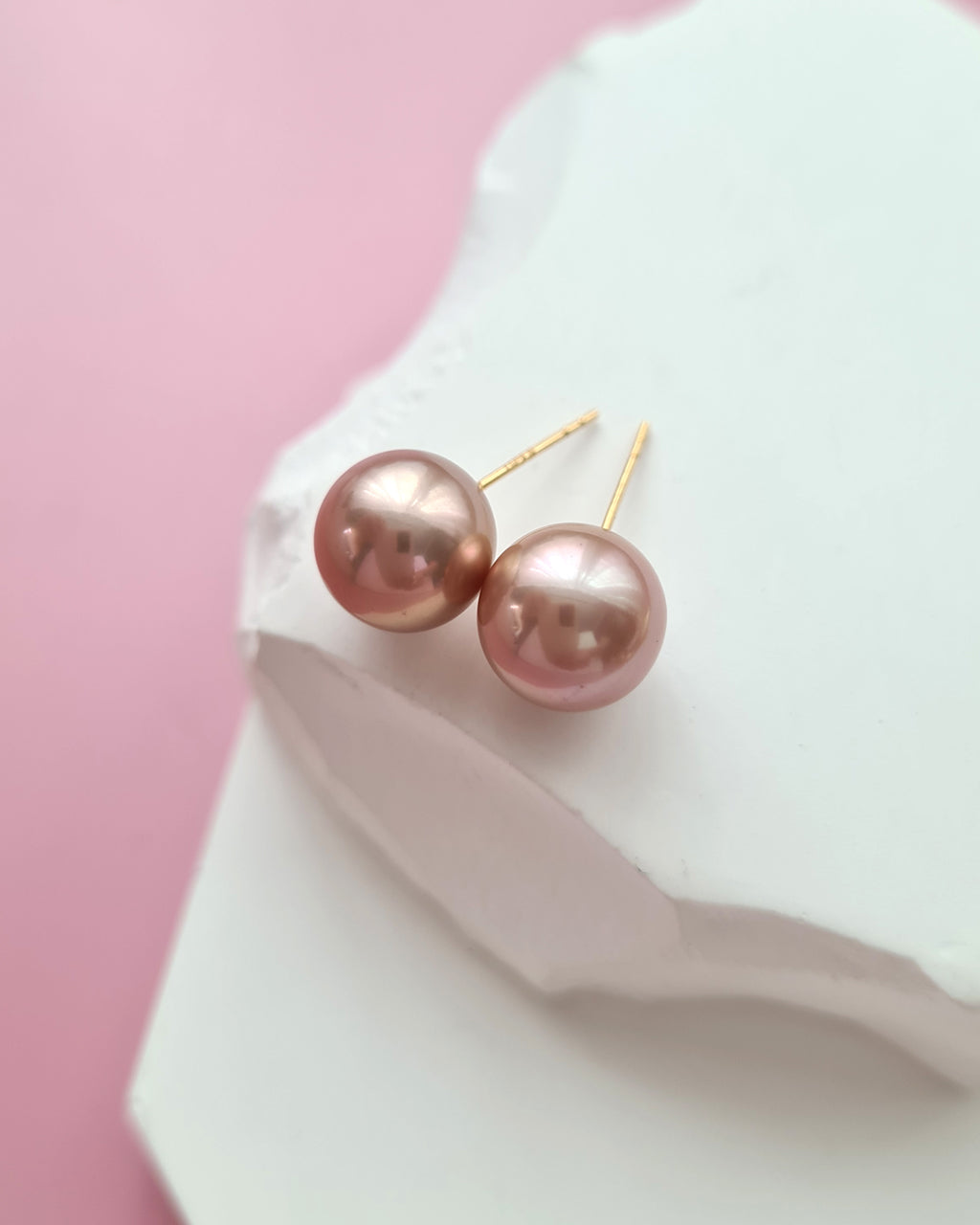 Peach Purple Edison Pearl Stud Earrings - 18K Gold pearl jewelry for everyday luxury