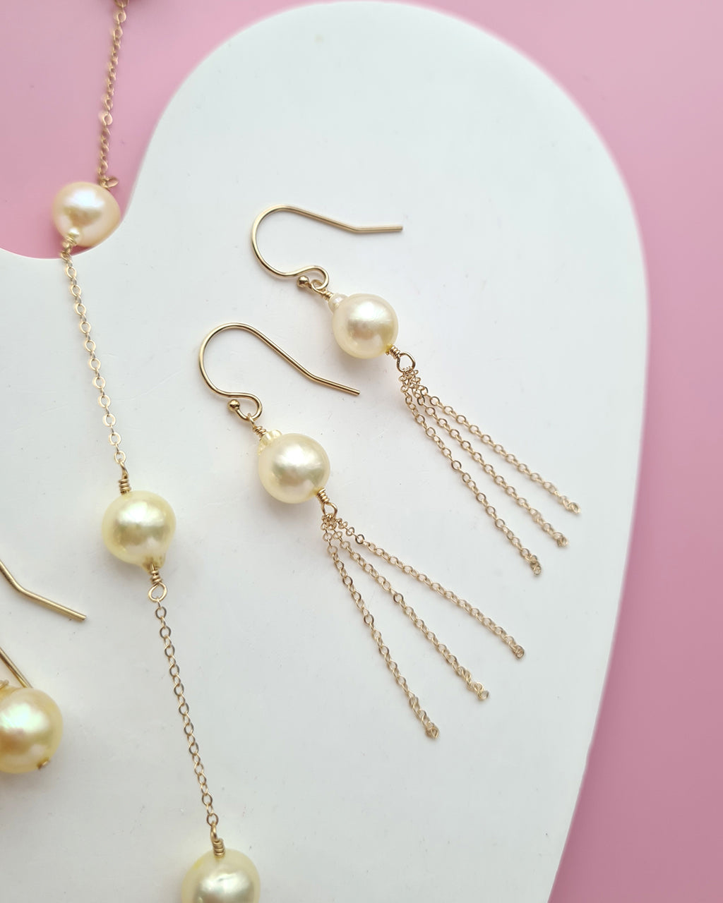 Queen Gold Akoya Pearl Floating Station Necklace - 8mm to 9mm in 14k Gold Filled Pearl Jewelry in Singapore