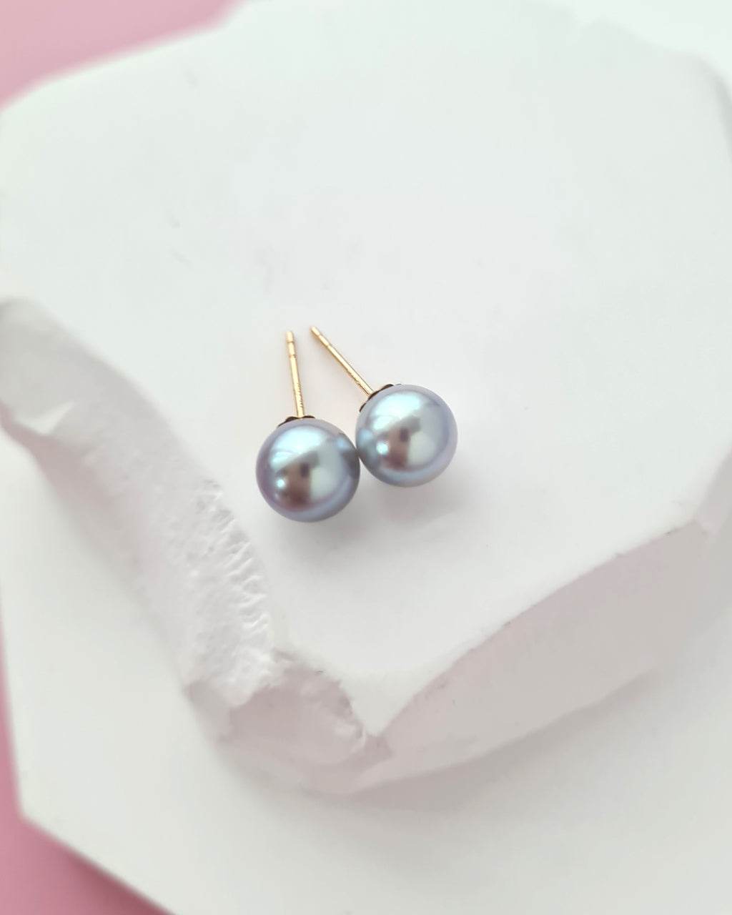 7.3mm Silver Blue Akoya Pearl Stud Earrings | 18K Yellow Gold Pearl Jewelry