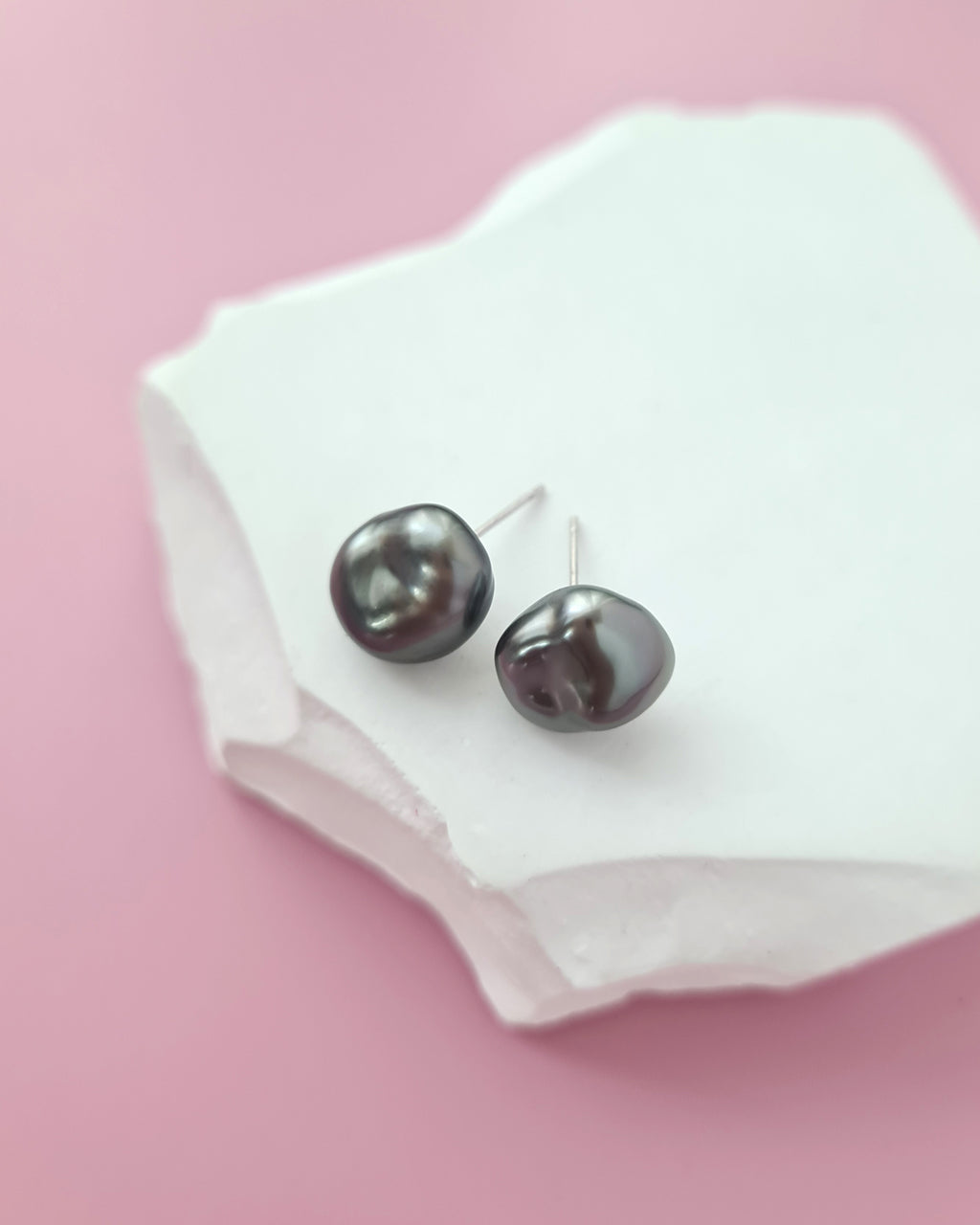 Dark Platinum Grey Tahitian Keshi Pearl Stud Earrings - 18k White Gold Pearl Jewelry Singapore