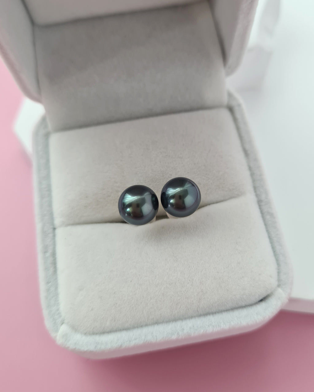 Tahitian Pearl 18K Gold Stud Earrings - 8mm+