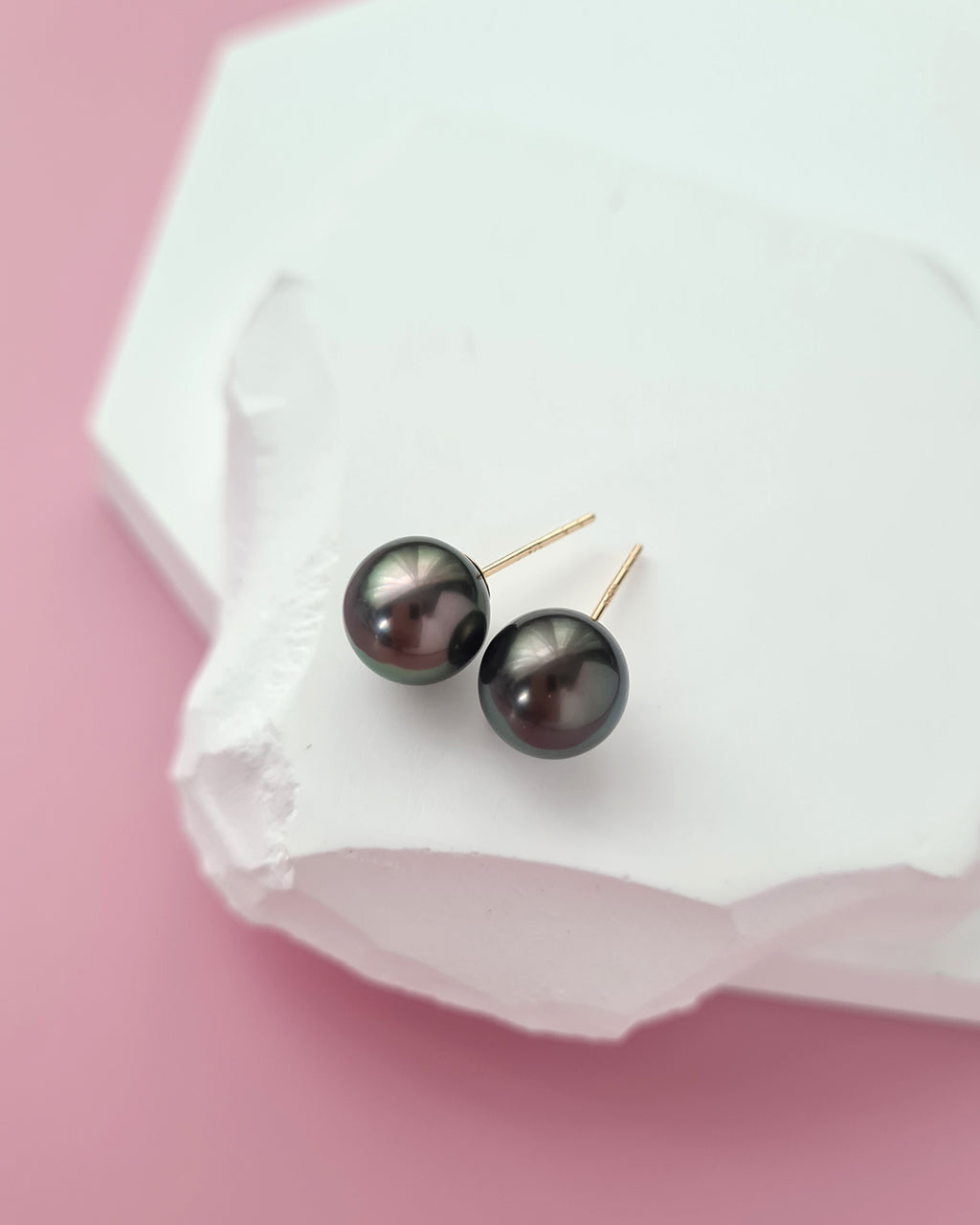 Tahitian Pearl 18K Gold Stud Earrings - 9mm+