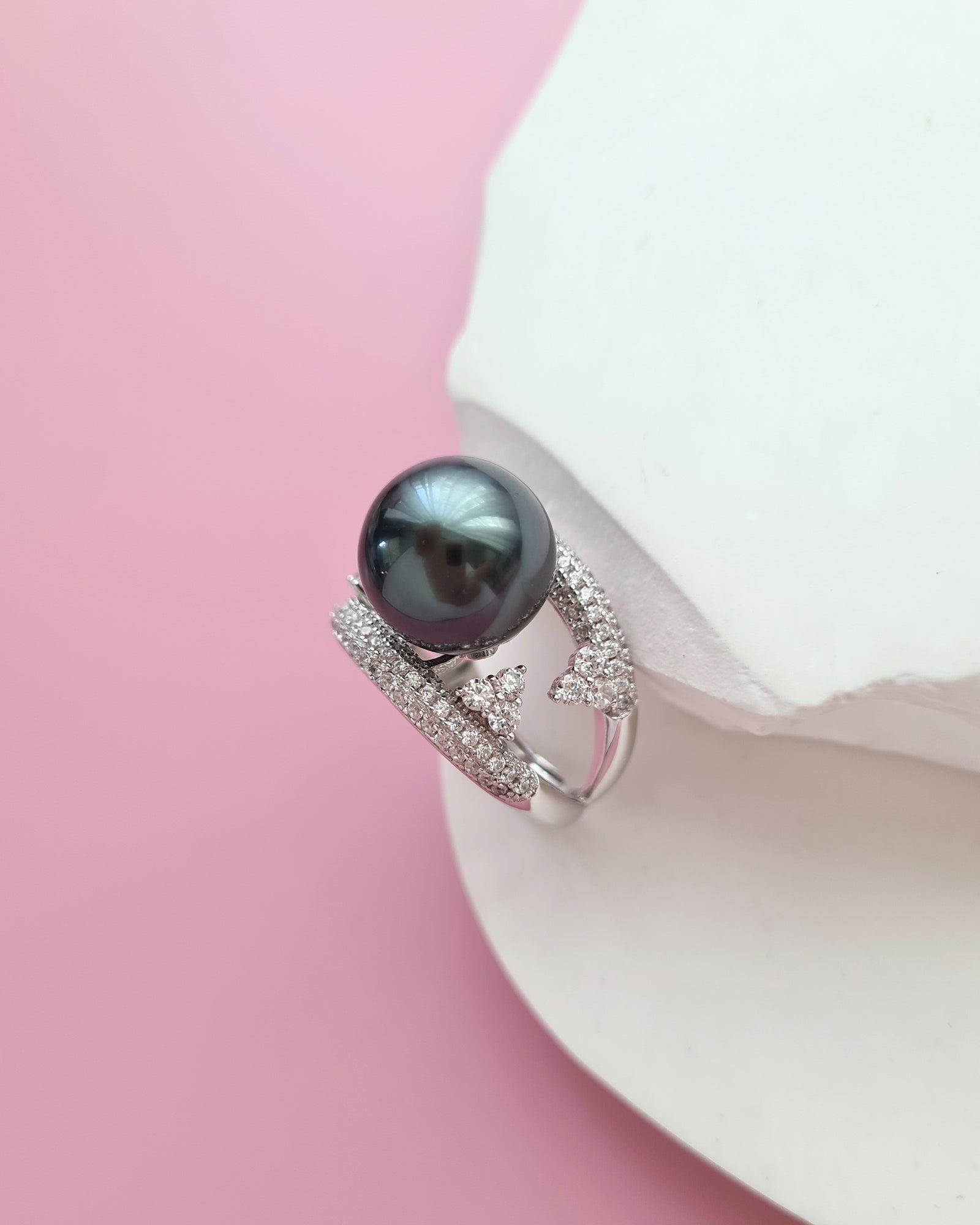 Tahitian Pearl Ring 12mm, modern Pearl Jewelry in Singapore