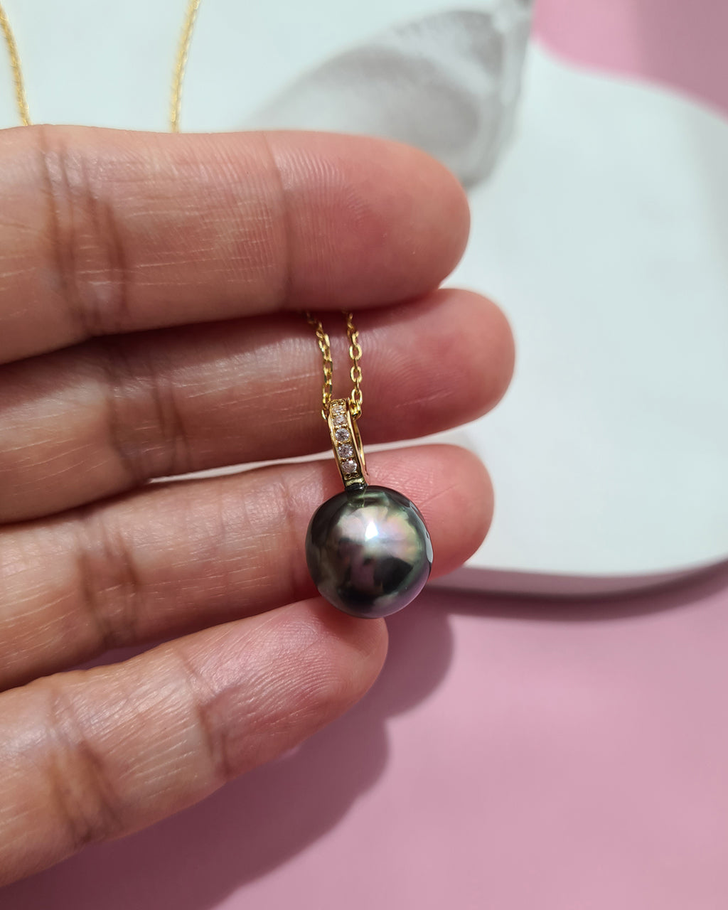 Tahitian Pearl Gold Pendant Necklace - 11mm+ Green with Pink Sheen