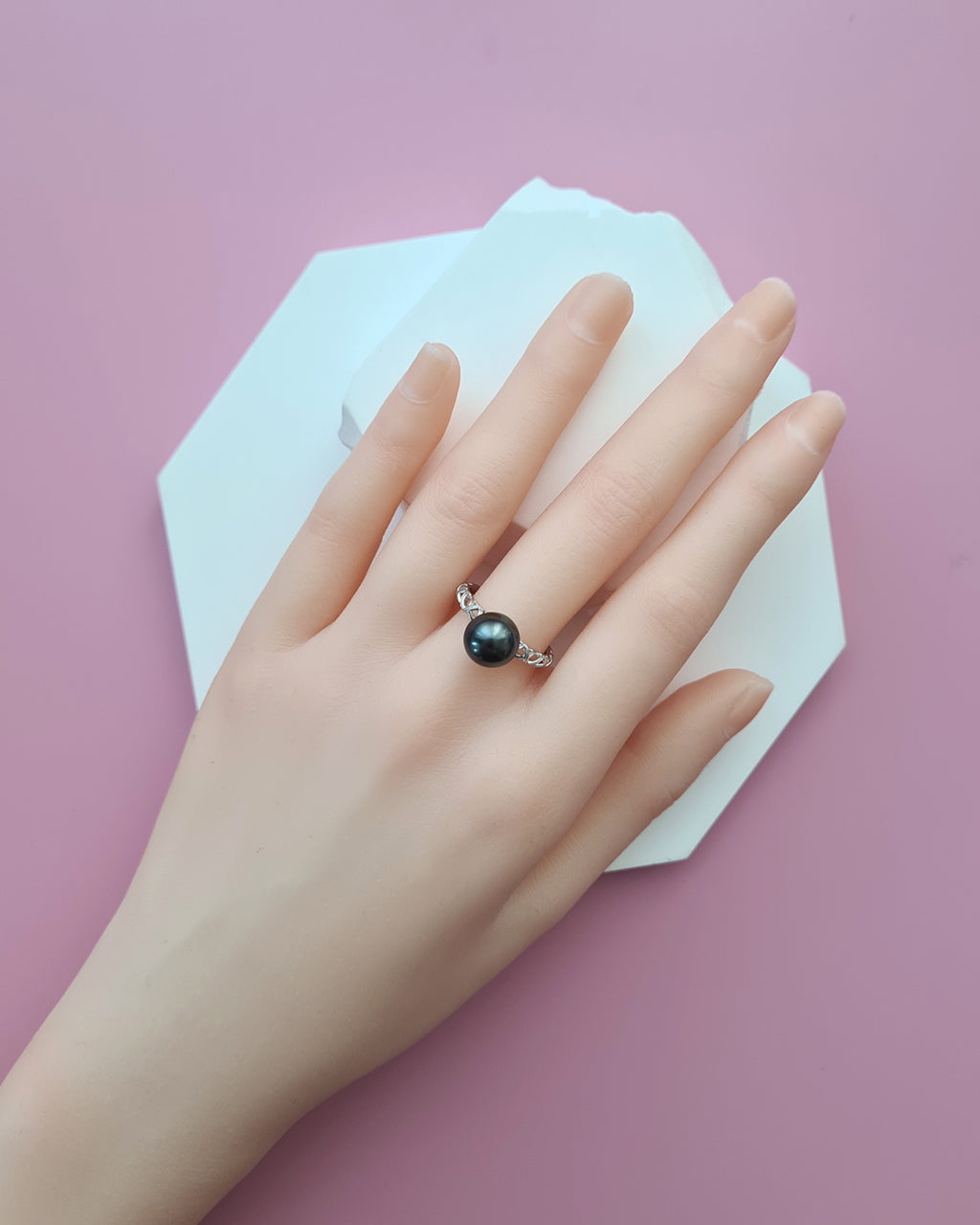 Tahitian Pearl Ring, Modern Pearl Jewelry in Singapore