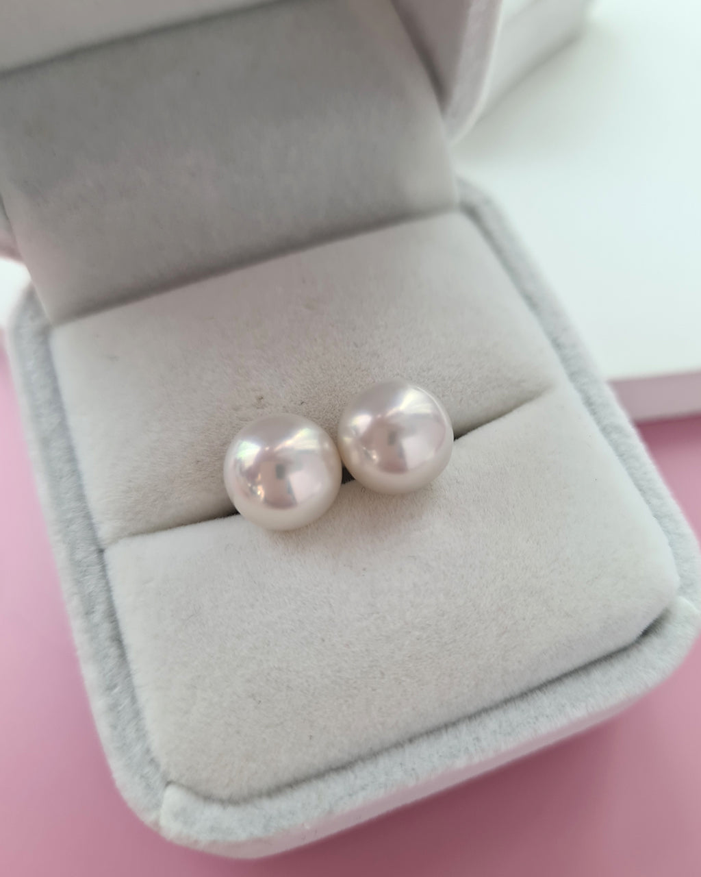 White Edison Pearl 18K White Gold Stud Earrings - 9mm to 10mm