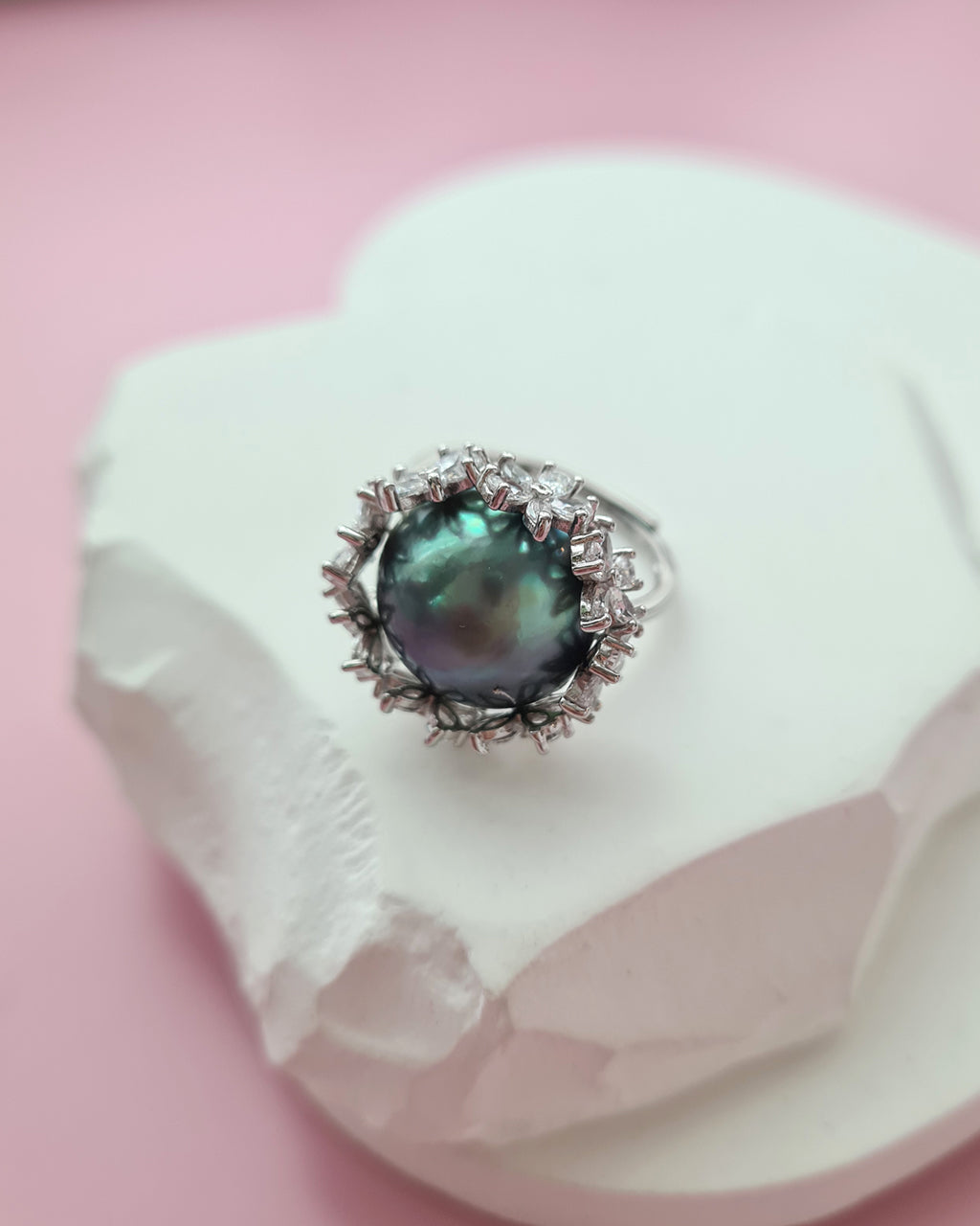 Mabe Pearl