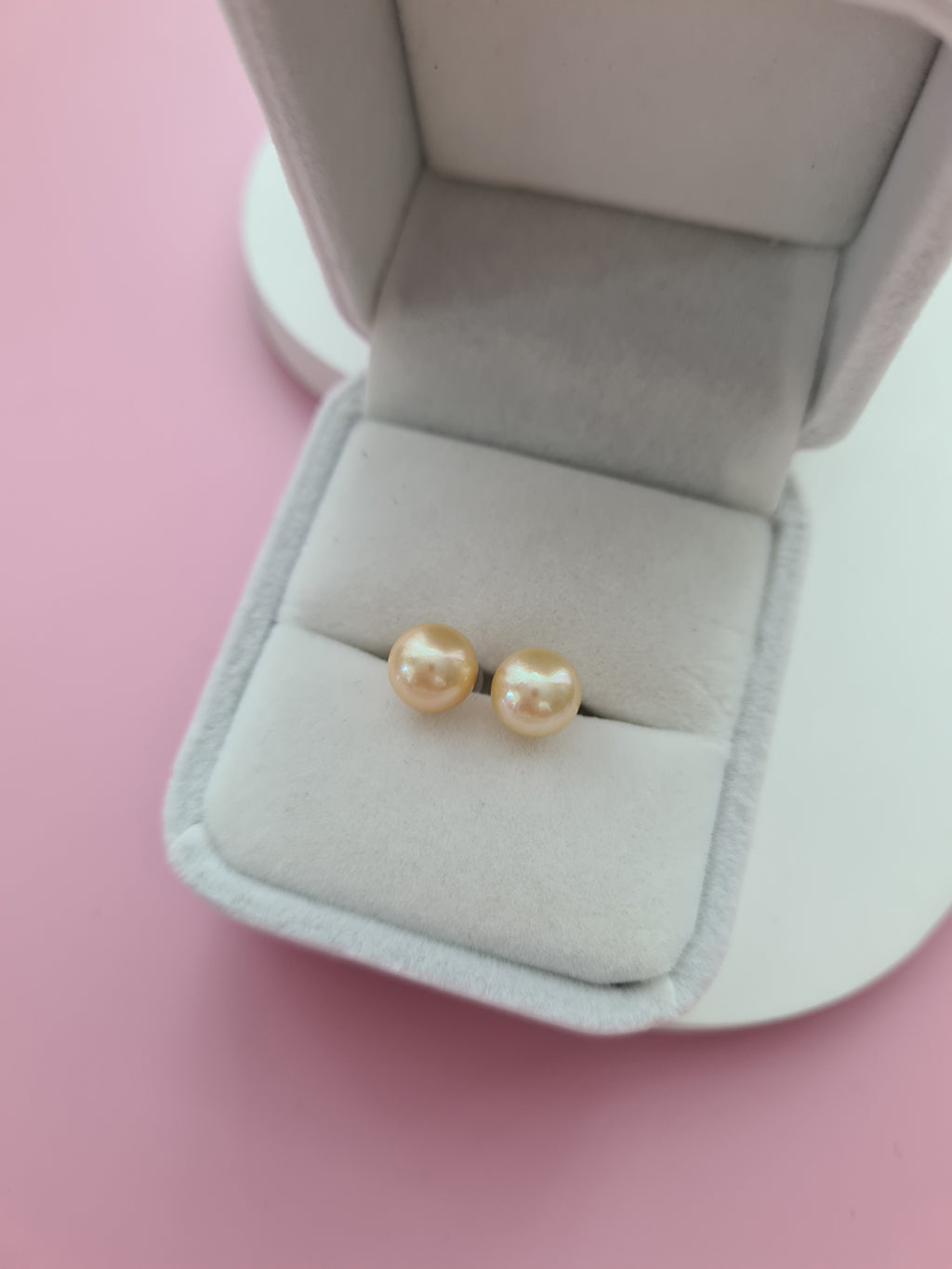 7.95mm Gold Akoya Sea Pearl 18K Gold Stud Earrings - Pearl Jewelry in Singapore