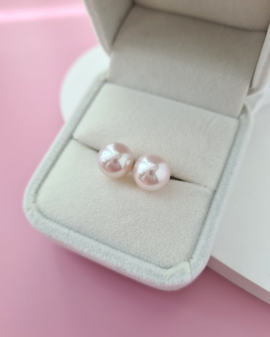 White Akoya Pearl 18K Gold Stud Earrings - 9mm to 9.5mm TEN-NYO