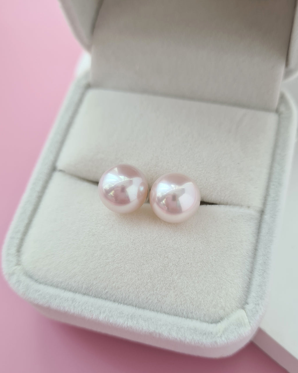 White Akoya Pearl 18K Gold Stud Earrings - 9mm to 9.5mm TEN-NYO