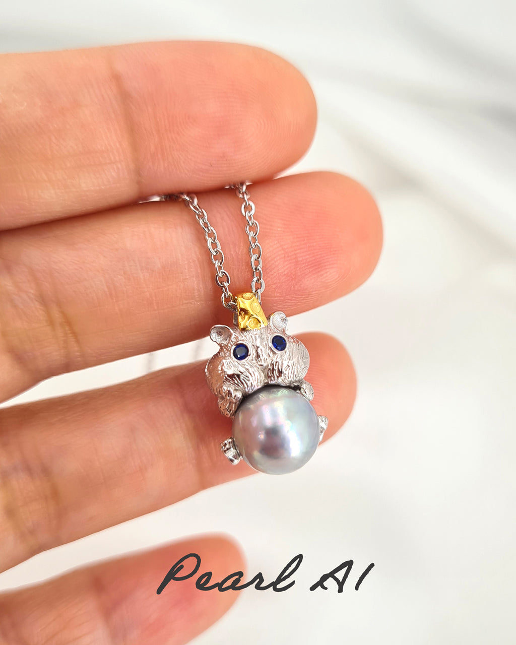 Akoya Pearl and Tahitian Pearl Cute Hamster Necklace | Modern Chic Sea Pearl Jewelry | Singapore