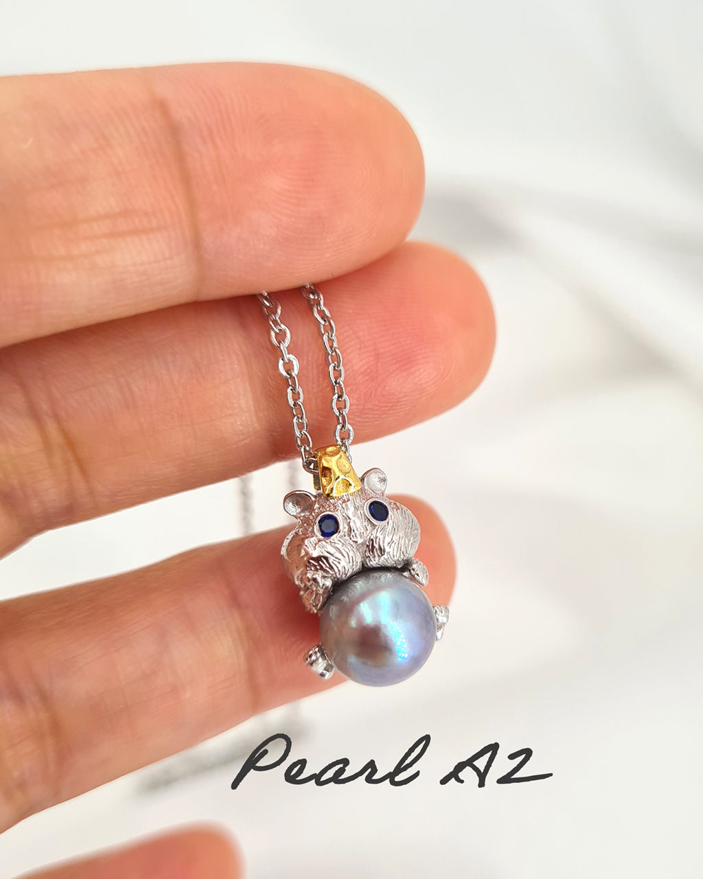 Akoya Pearl and Tahitian Pearl Cute Hamster Necklace | Modern Chic Sea Pearl Jewelry | Singapore