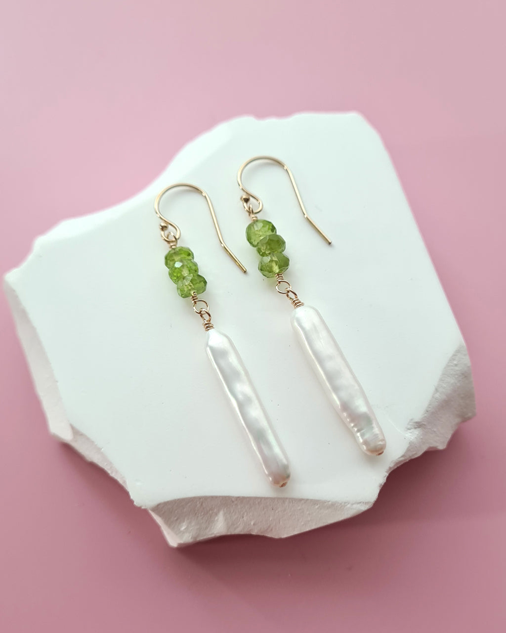 Baroque Pearl and Green Peridot Necklace, Bracelet, Earrings, Handmade Pearl jewelry set in Singapore