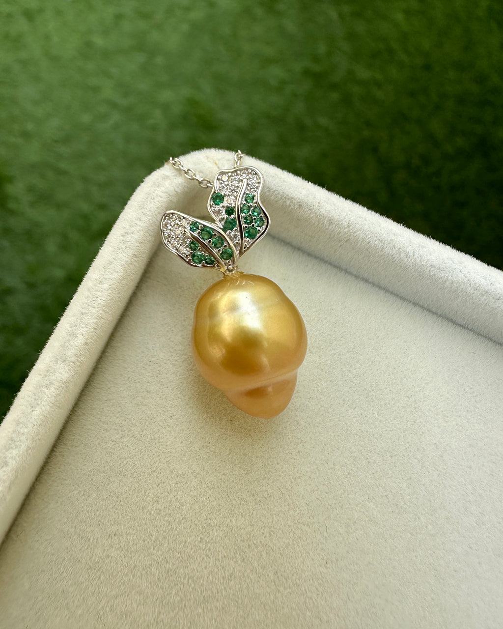 South Sea Pearl Necklace -  Cute Carrot South Sea Peal Pendant Vegetable Necklace