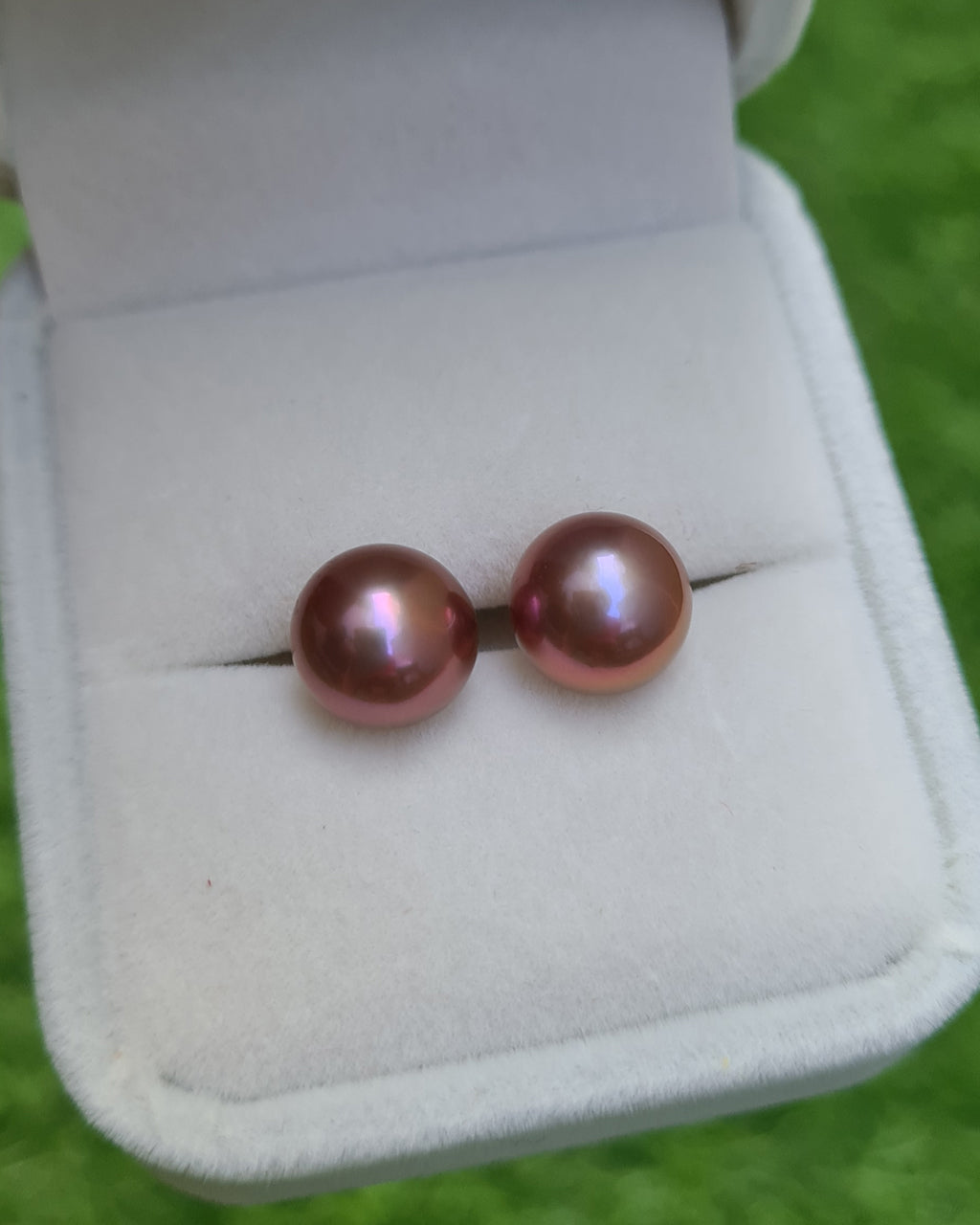 PInkish Purple Edison Pearl Stud Earrings - 18K Rose Gold | Affordable Luxurious Pearl Jewelry