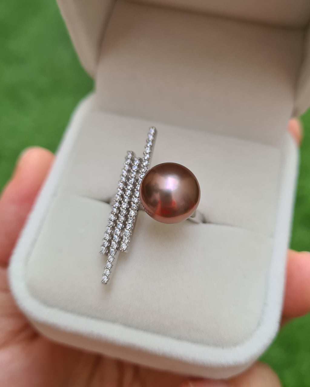 Edison Pearl Ring Contemporary Elegance Glitz And Love