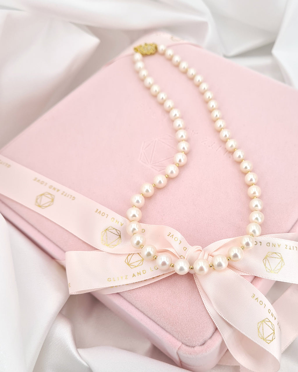 Elegant White Pearl Necklace  The Perfect Gift for Mothers & Brides -  Glitz And Love