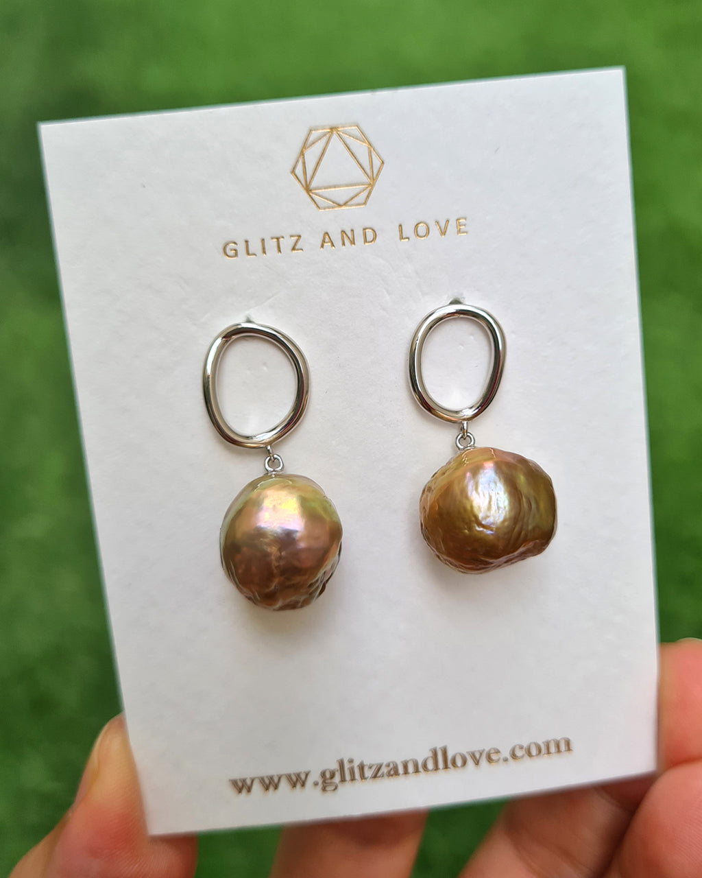 Wrinkled Pearl Earrings - Metallic Green & Oval Stud