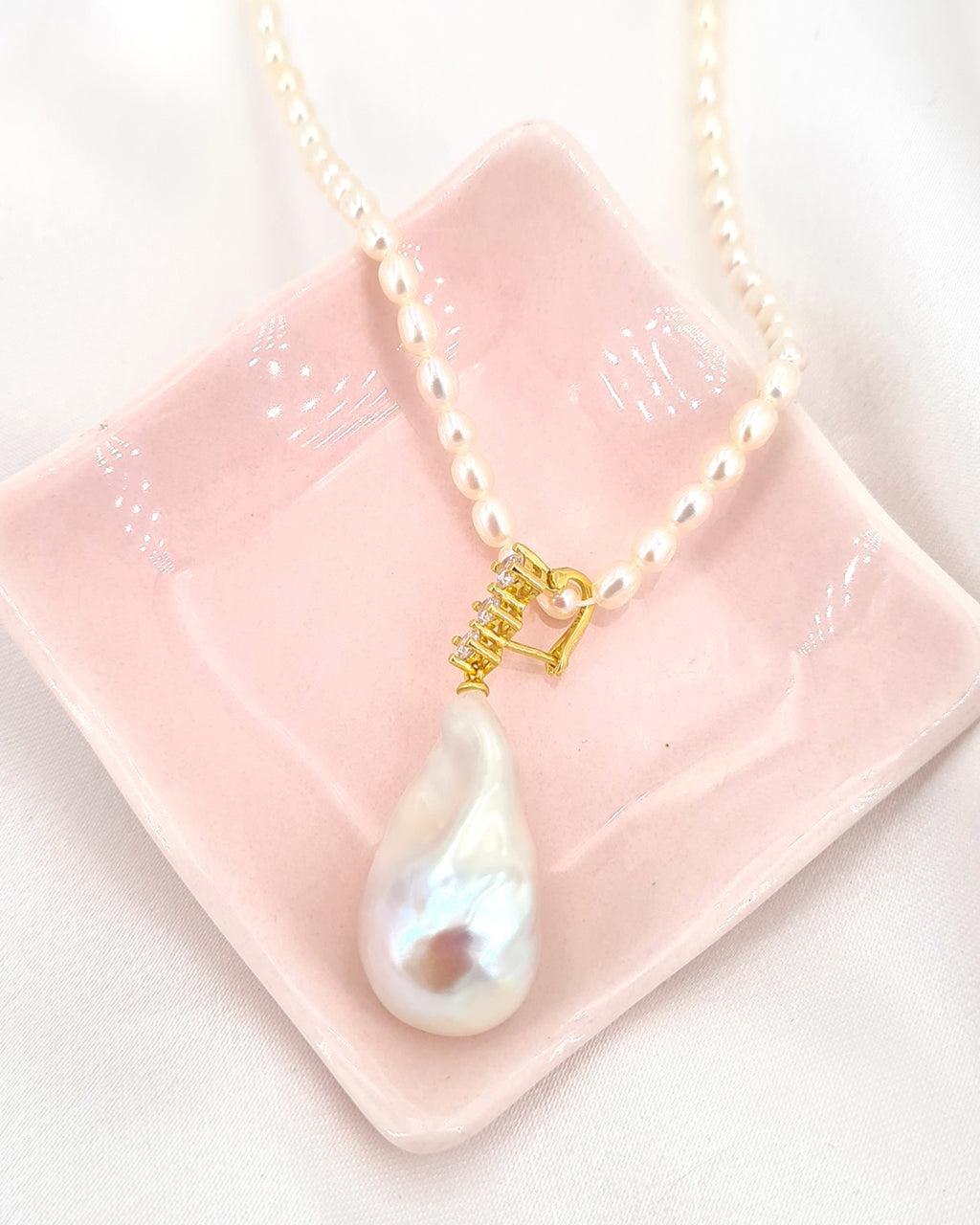 Rainbow Iridescent White Baroque Pearl Necklace - Detachable Clasp | Bride Wedding Pearl Jewerly