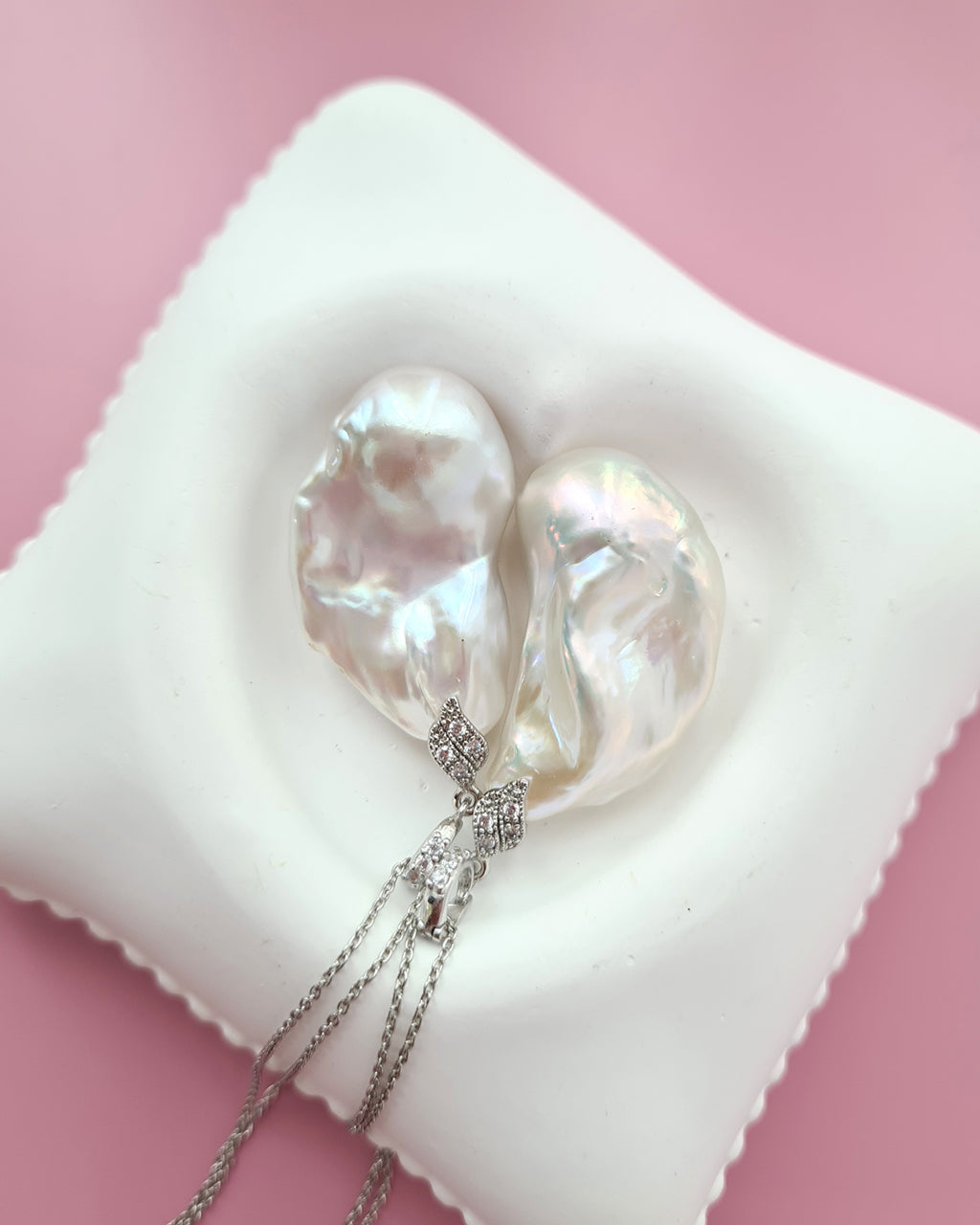 Set of 2 - Large White Baroque Pearl Pendant Necklace - Detachable Clasp Best Friends Jewelry