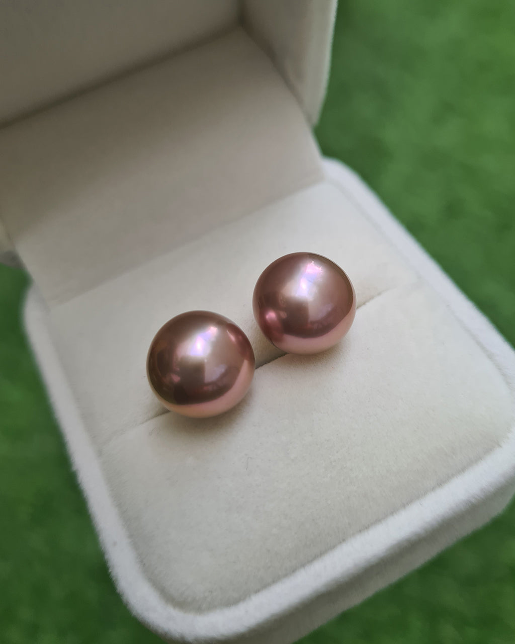 Big Round Purple Edison Pearl 18k Gold Stud Earrings | 11mm - 12mm