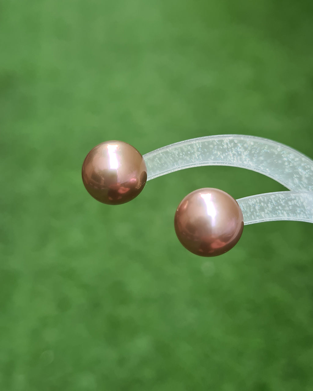 Big Round Purple Edison Pearl 18k Gold Stud Earrings | 11mm - 12mm