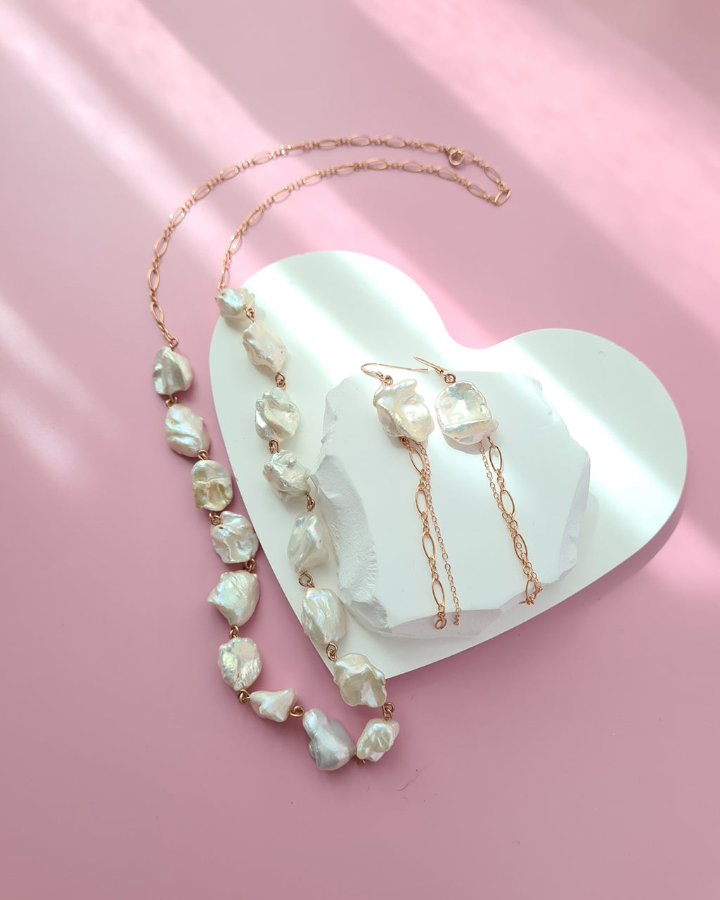 Metallic White Large Baroque Pearl Necklace - Rose Gold