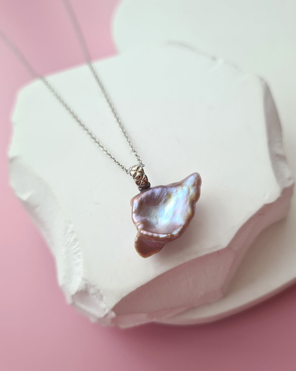 Purple Keshi Pearl Minimalist Pendant Necklace