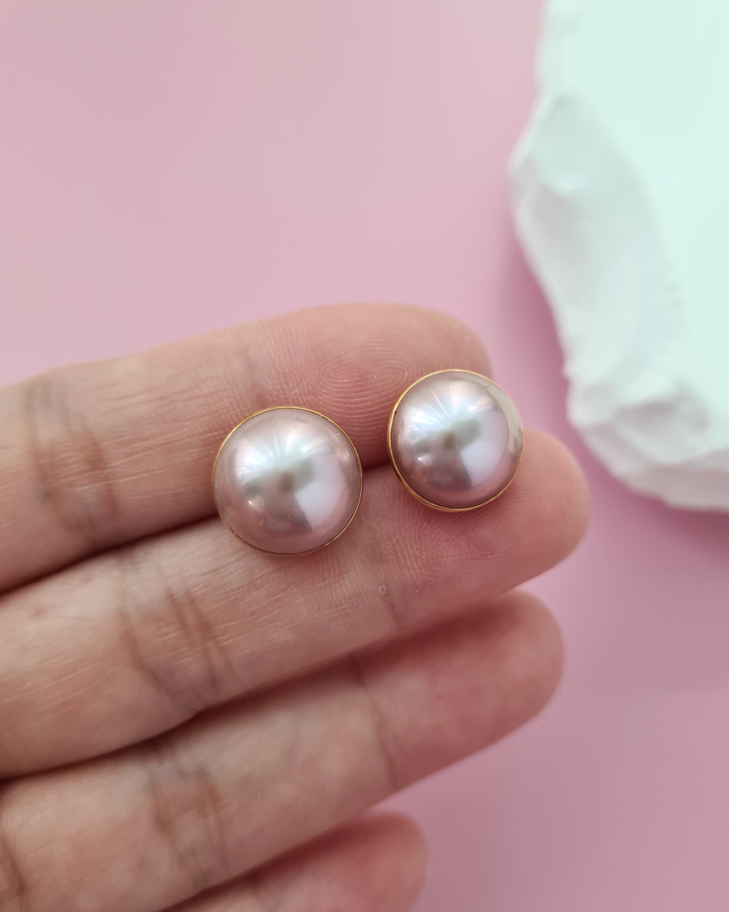 Freshwater Purple Mabe Pearl Stud Earrings - 18k Gold