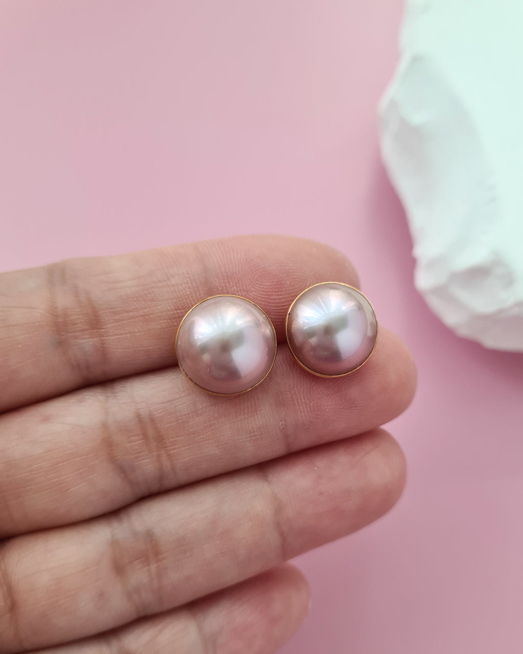 Freshwater Purple Mabe Pearl Stud Earrings - 18k Gold