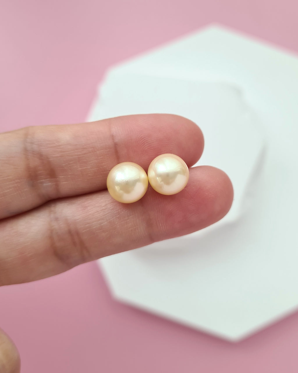 8.5mm Gold Akoya Sea Pearl 18K Gold Stud Earrings, Modern Pearl Jewelry