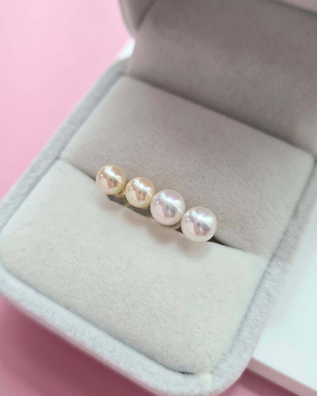 Natural Queen Gold Akoya Sea Pearl 18K Gold Stud Earrings - 6.5mm to 7mm