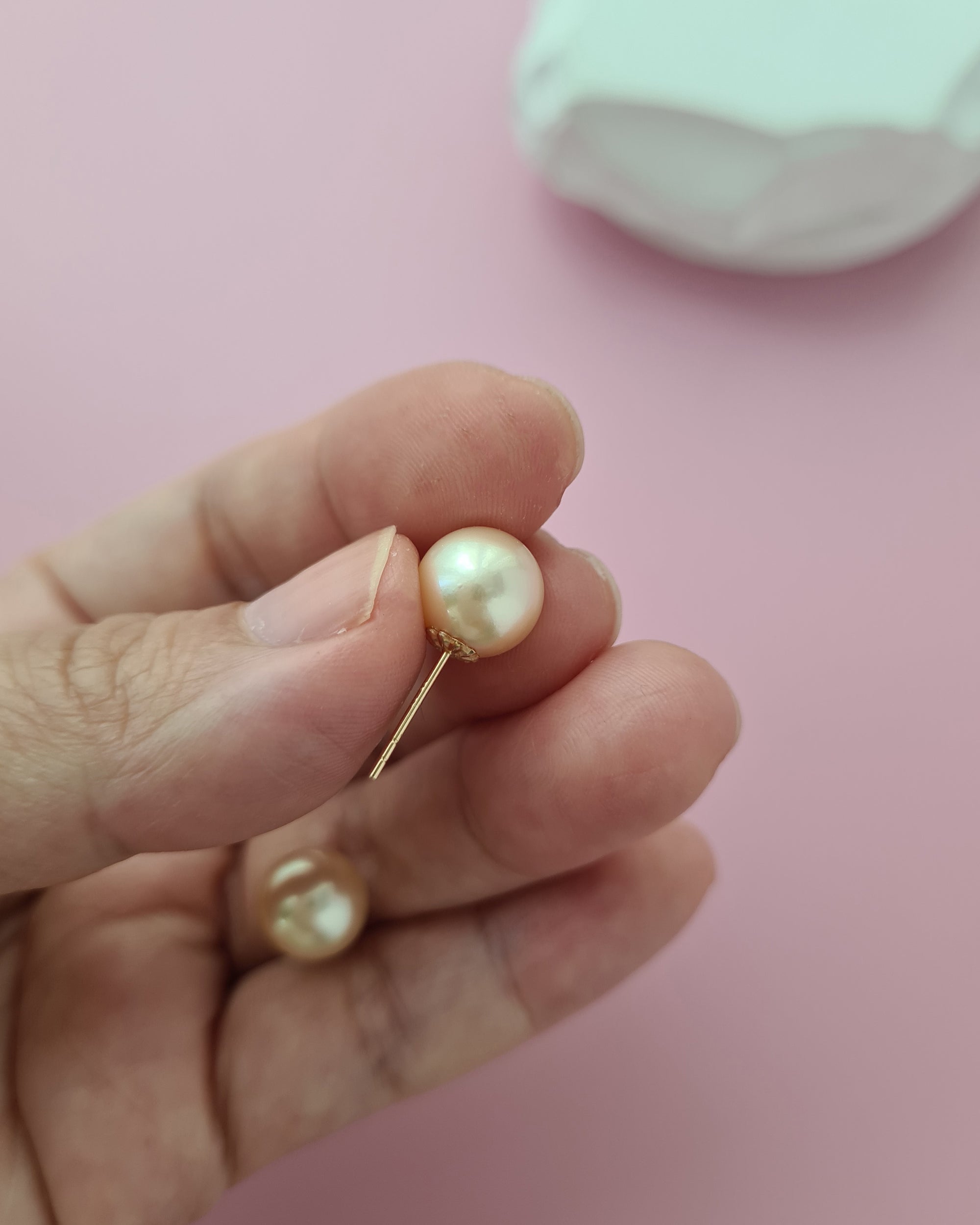 Natural Queen Gold Akoya Sea Pearl 18K Gold Stud Earrings - 8.5mm to 9mm, Pearl Jewelry in Singapore