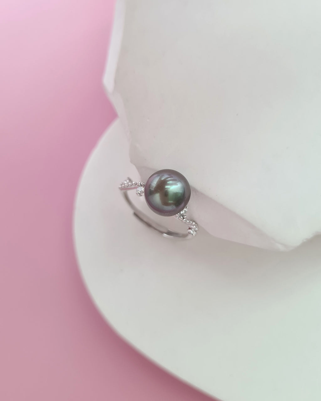 Tahitian Pearl Ring, modern Pearl Jewelry in Singapore