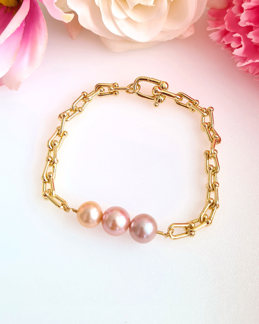 Hardware Link Bracelet with Candy Freshwater Pearls