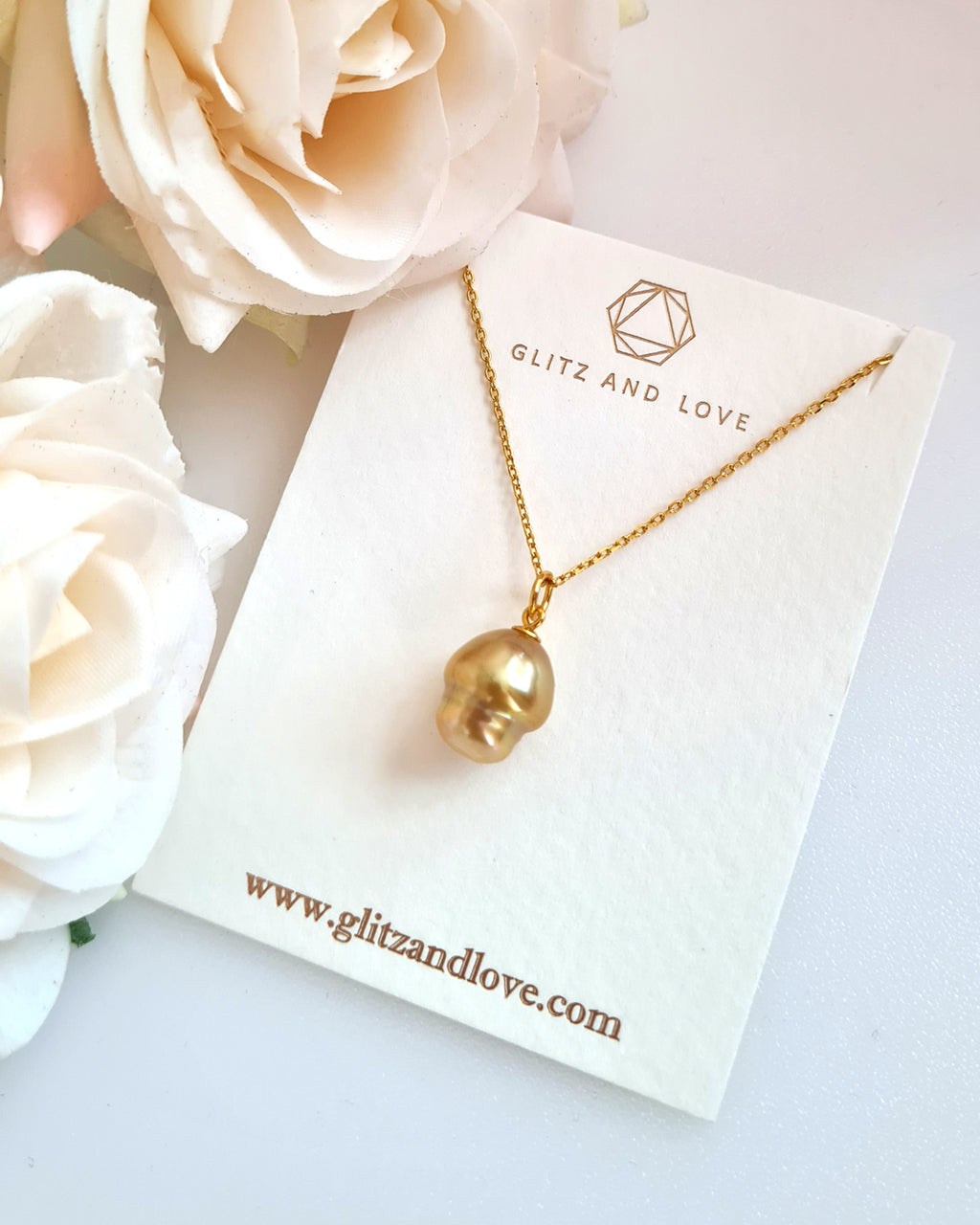 14kt Gold and Diamond Mini Mushroom Necklace