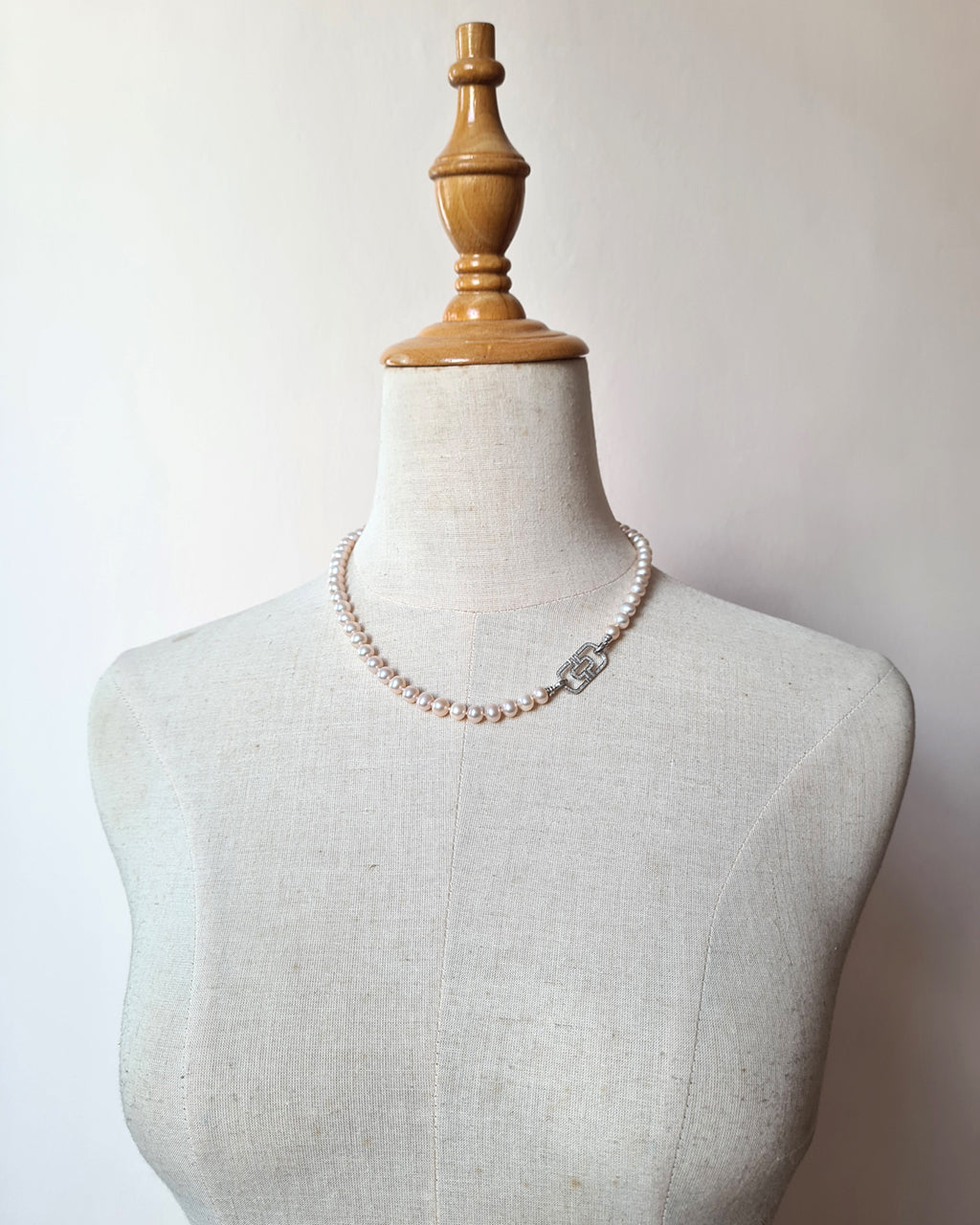 Metallic Pinkish Gold Pearl Strand Necklace Pearl Jewelry in Singapore