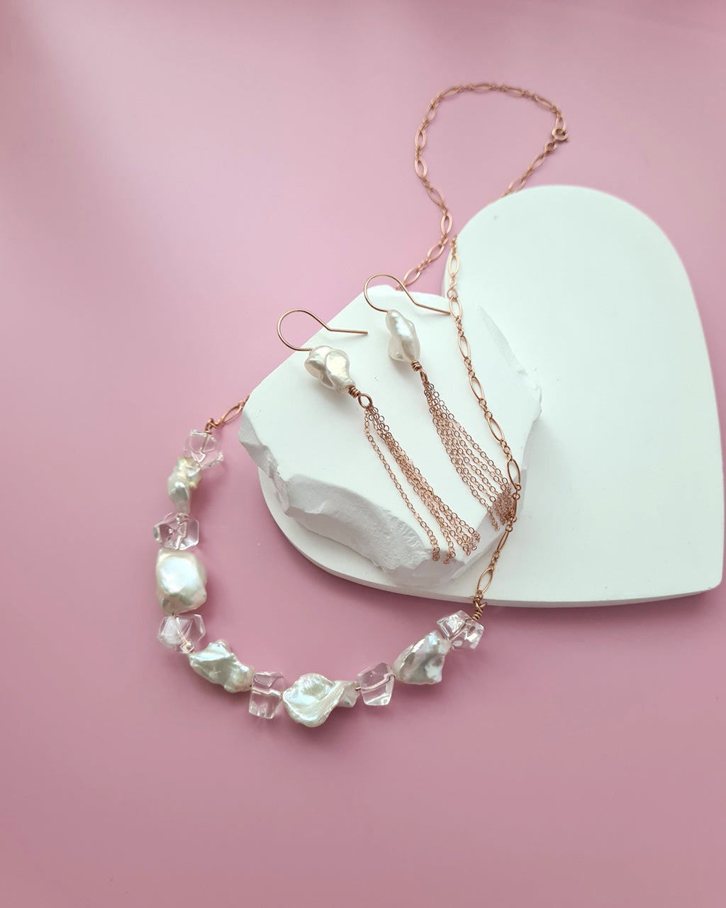 Metallic White Large Keshi Pearl Necklace - Minimalist in Rose Gold