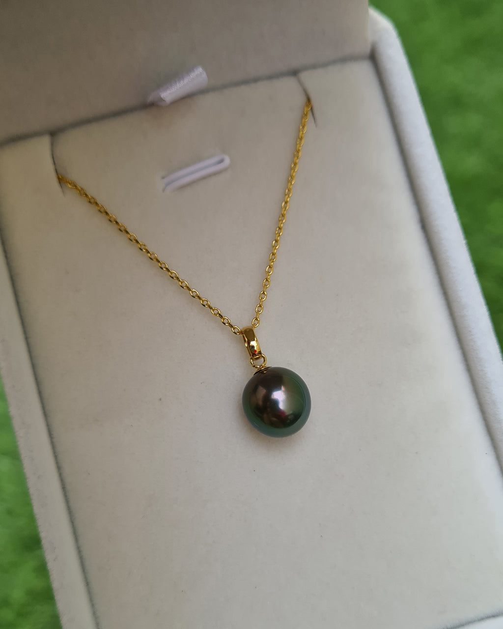 Tahitian Pearl Pendant Necklace - 18k Gold Pearl Pendant